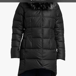The North face women’s Parkina XS black parka
